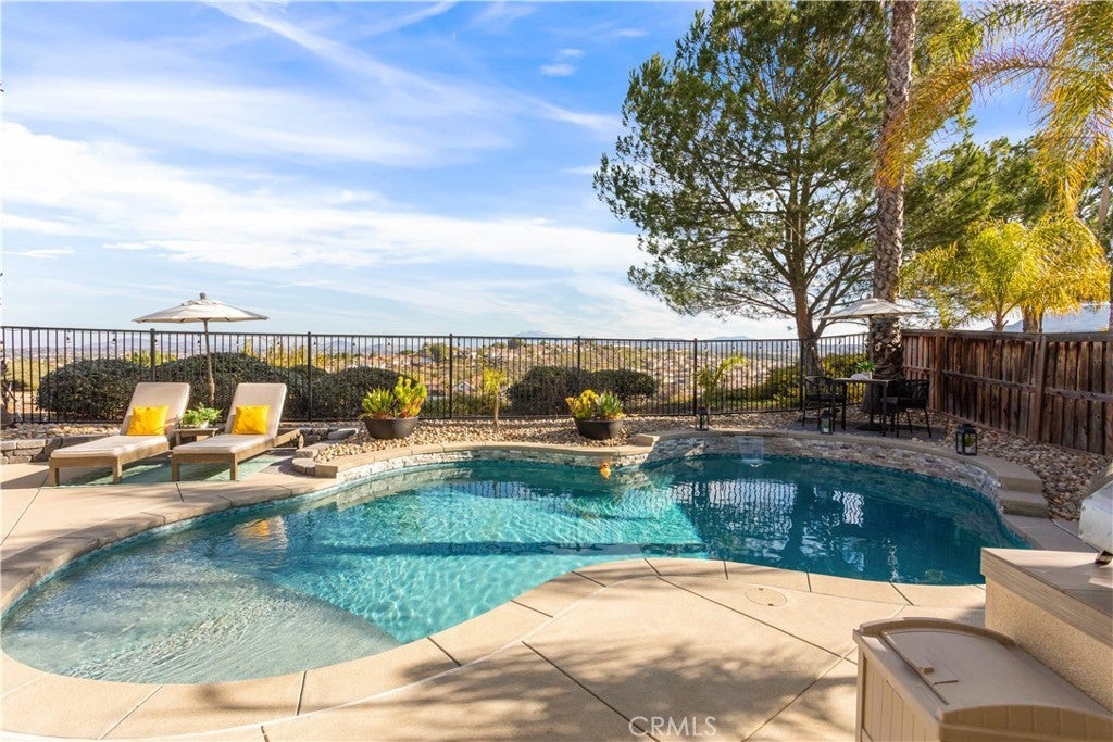 Photo of Listing #SW25037397