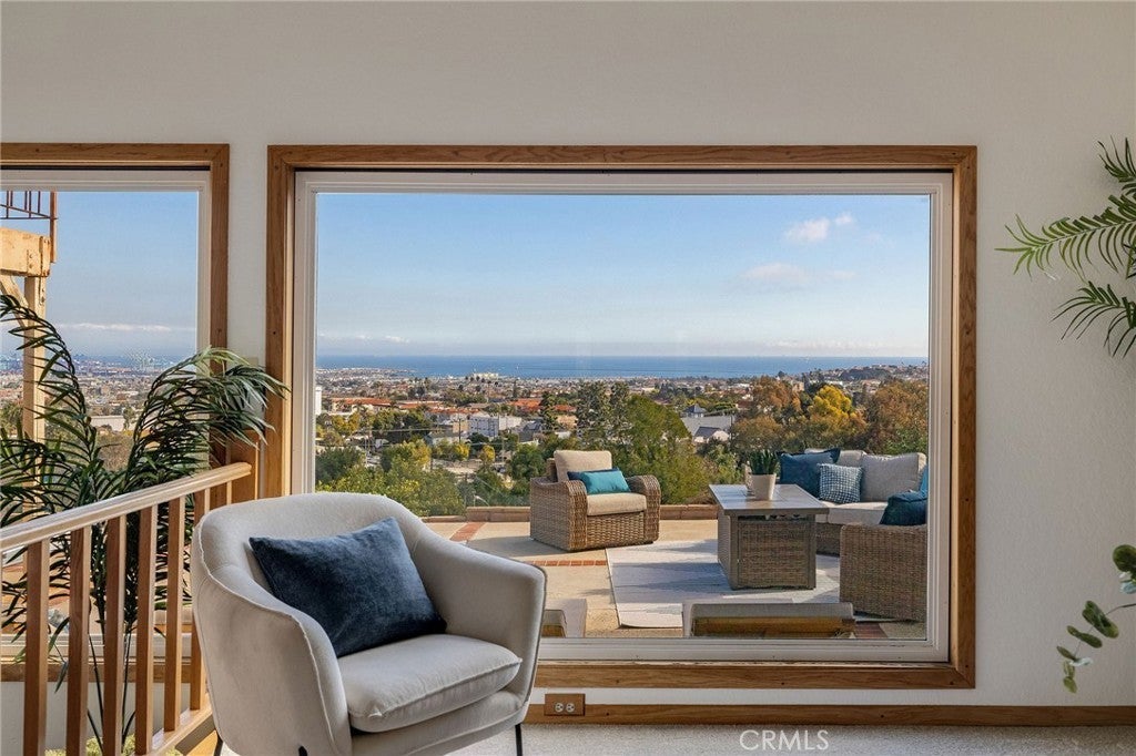 Photo of Listing #SB25036606