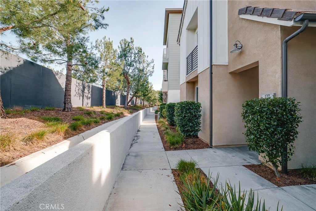 Photo of Listing #OC25038253