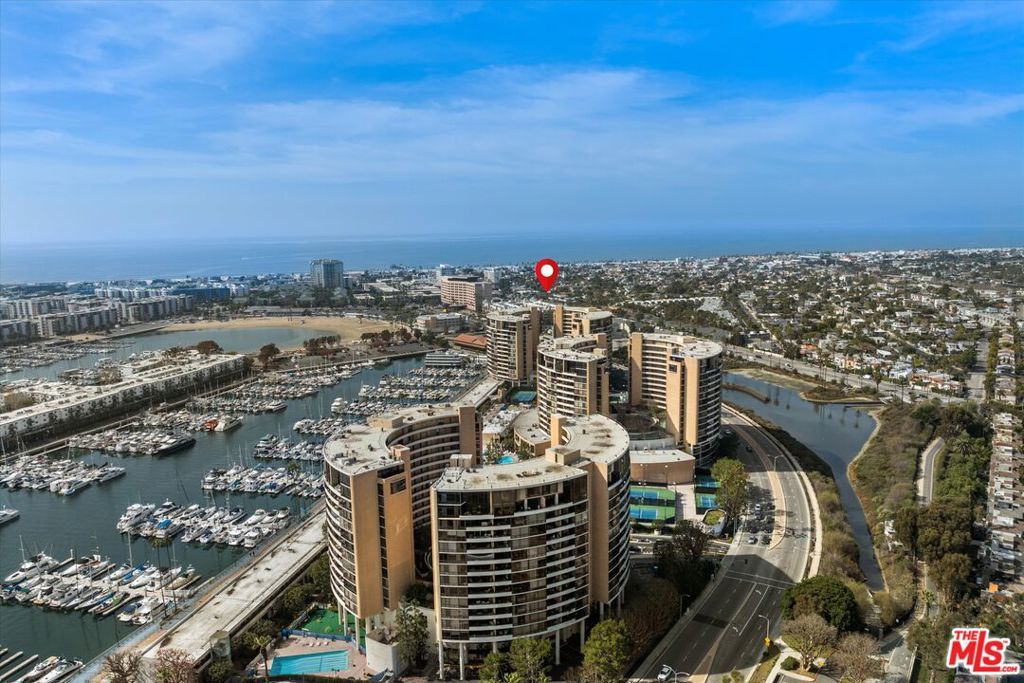 Photo of Listing #25498155