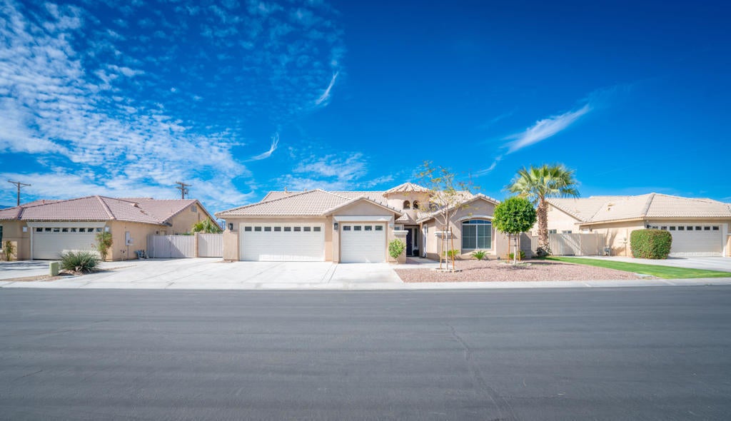 43325 Hemings Street, Indio
