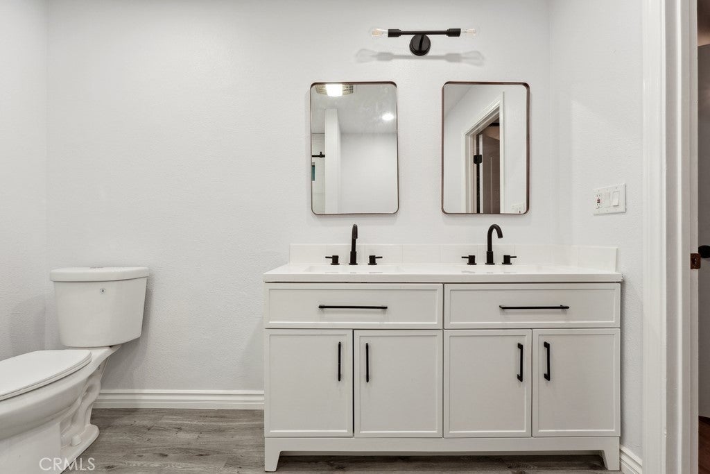 Photo of Listing #PW25038693