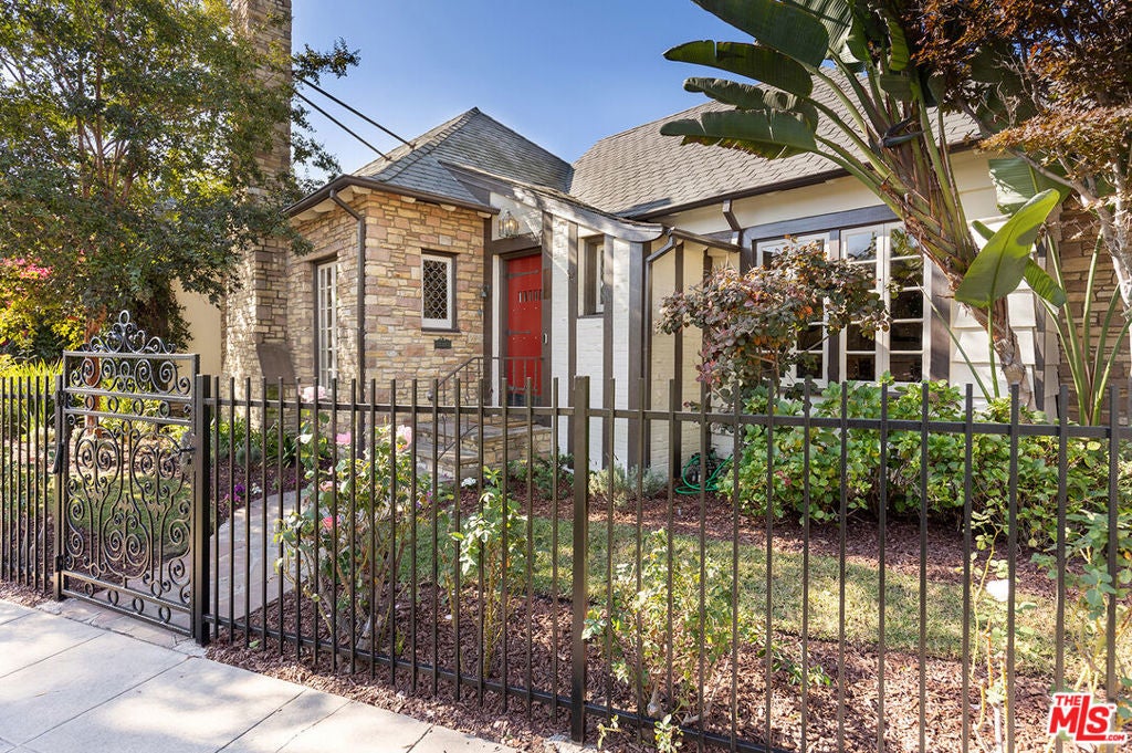 Photo of Listing #25501409