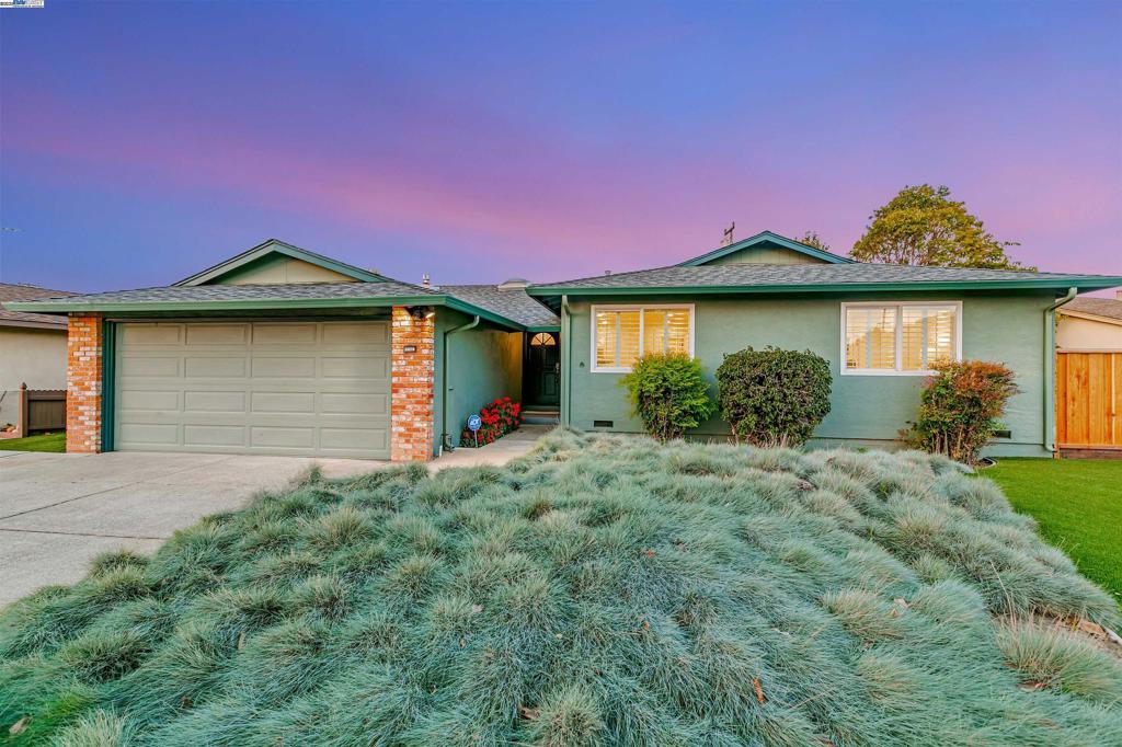 Photo of Listing #41086747