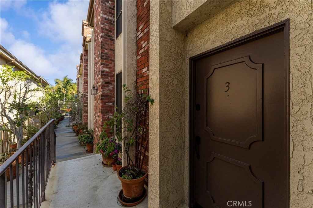 Photo of Listing #PW25036290