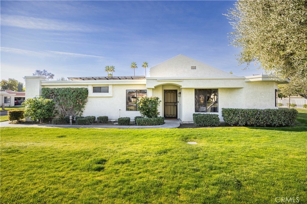 Photo of Listing #SR25038440