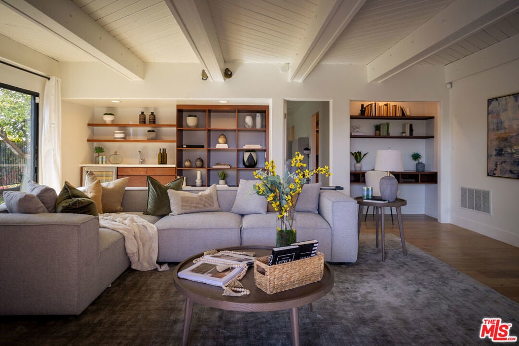 Photo of Listing #25501313