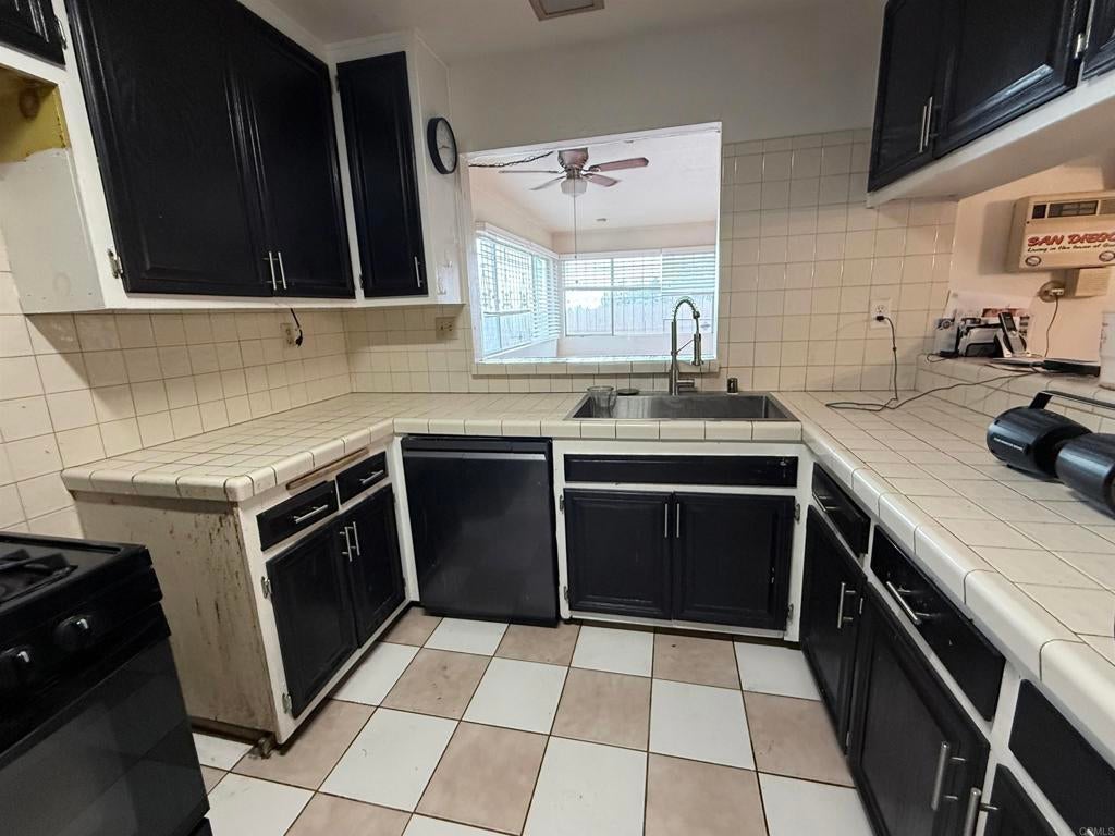 Photo of Listing #PTP2501344