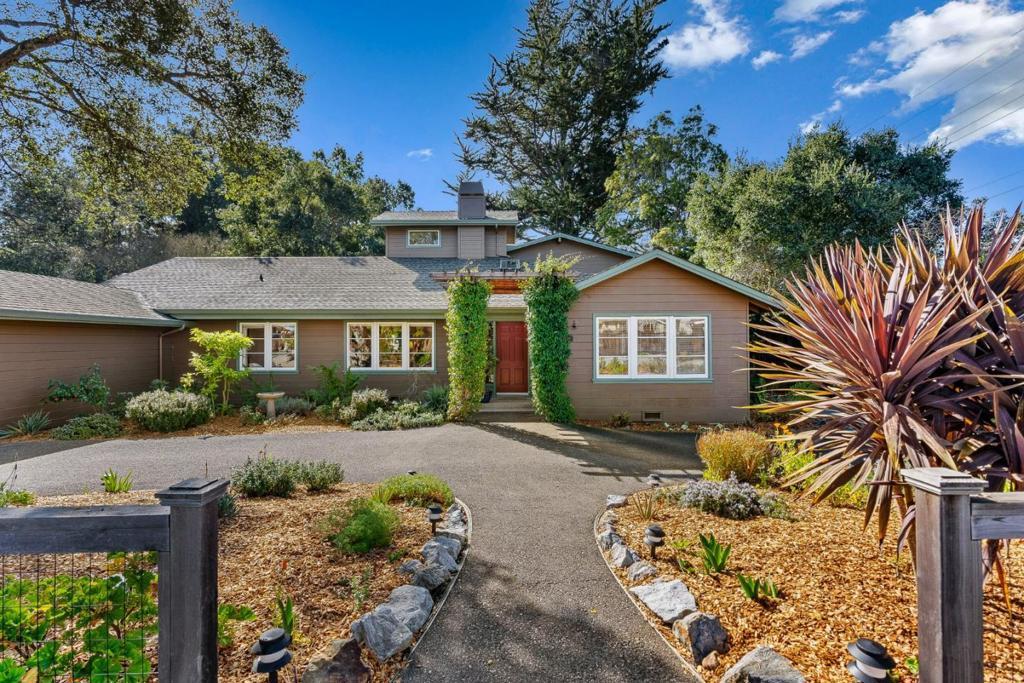 Photo of Listing #ML81995016