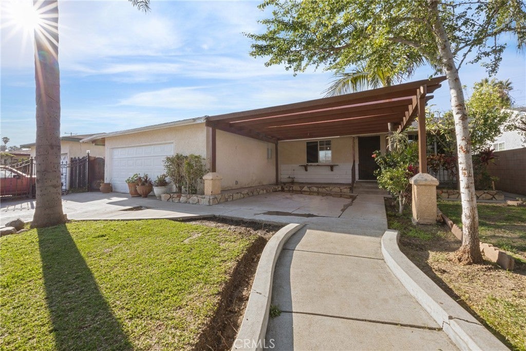 Photo of Listing #DW25027155