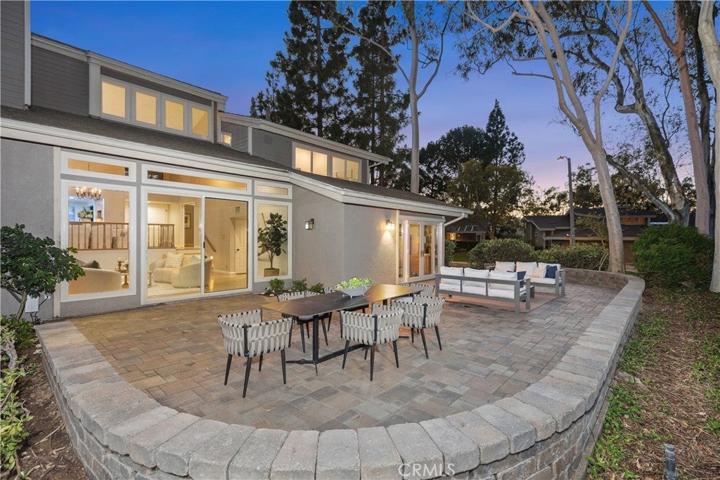 Photo of Listing #OC25037137