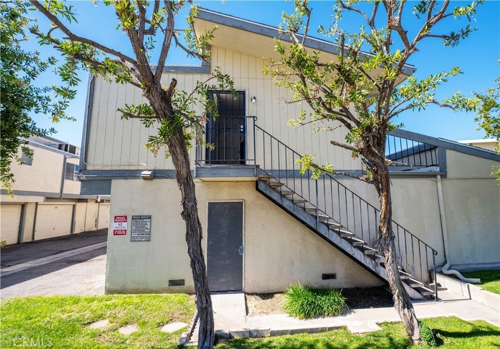 Photo of Listing #SR25038472