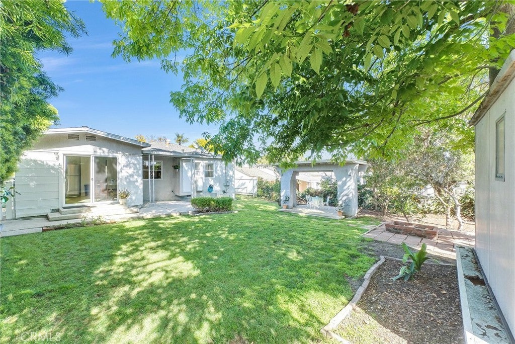 Photo of Listing #PV25039413