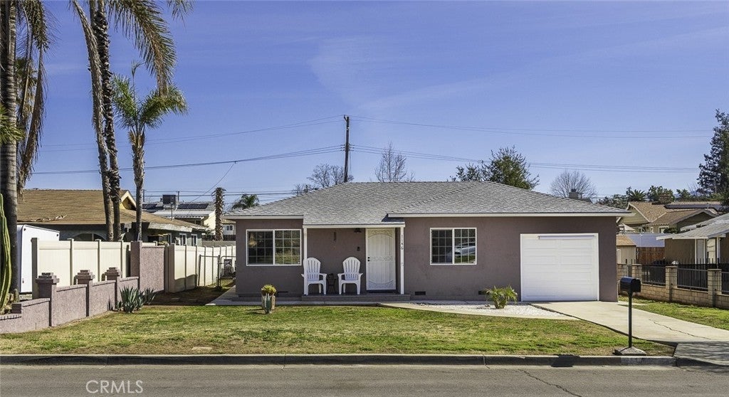 Photo of Listing #IV25038863