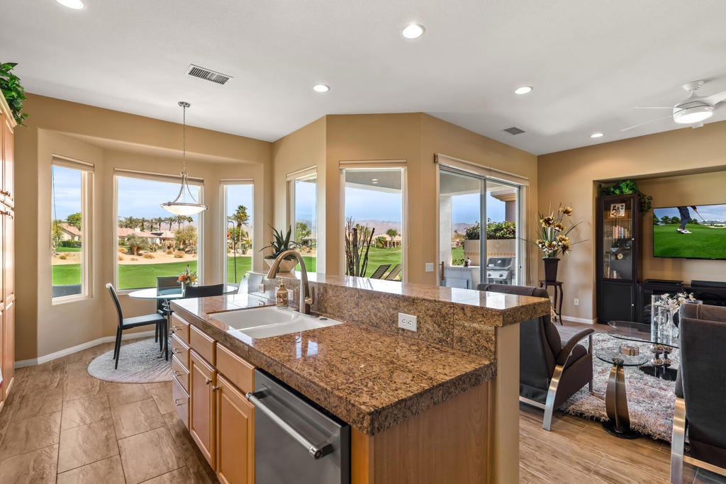 Photo of Listing #219125258DA