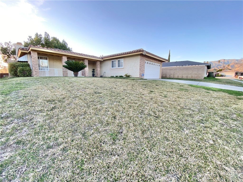 Photo of Listing #IV25039856