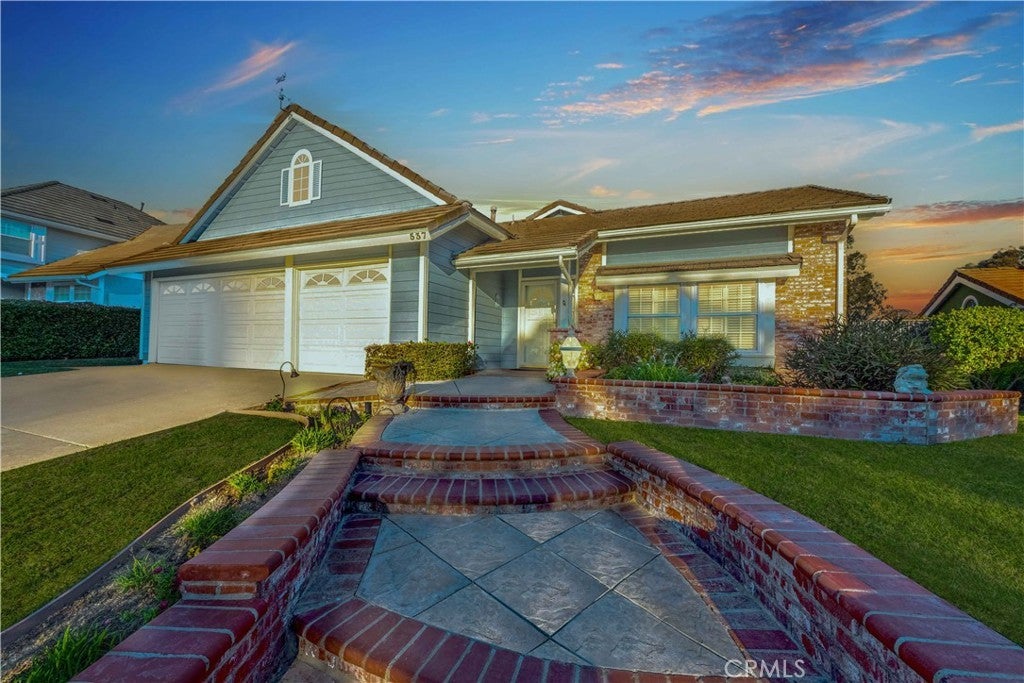 Photo of Listing #SR25039767