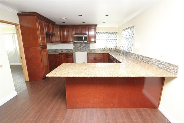 3609 W 144th Street, Hawthorne.