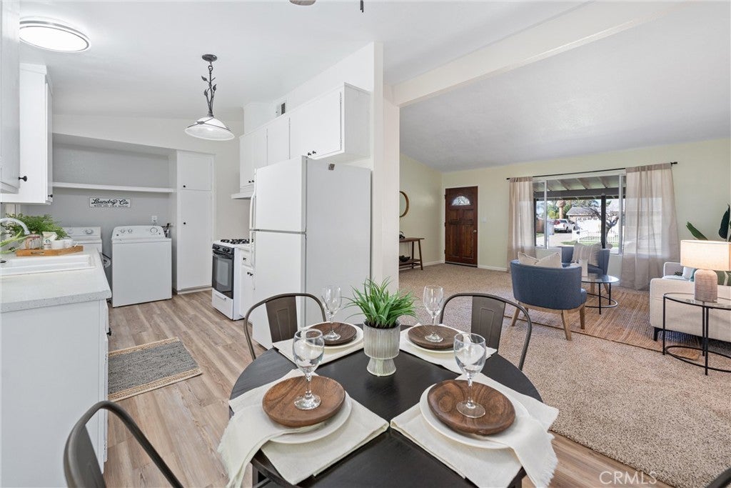 Photo of Listing #IV25040126