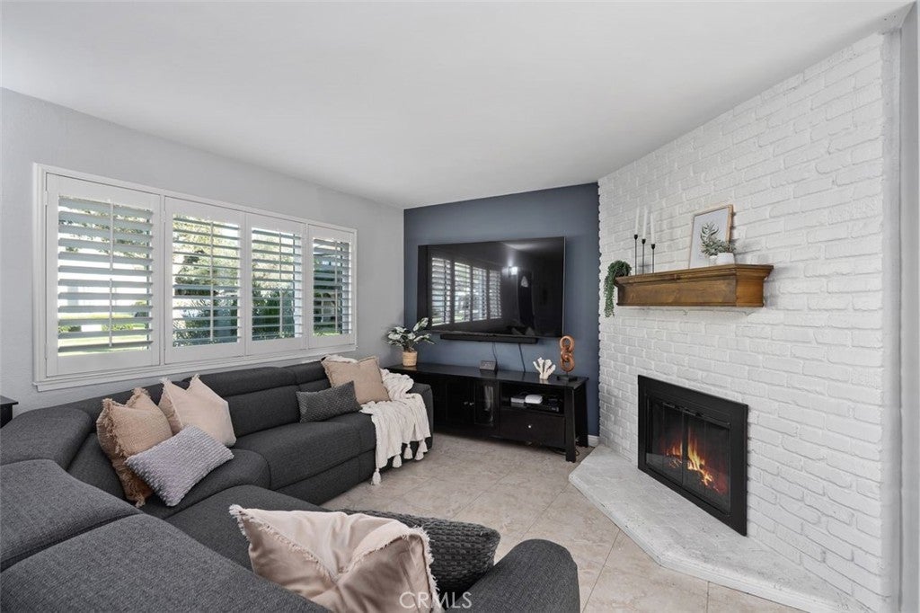 Photo of Listing #PW25038736