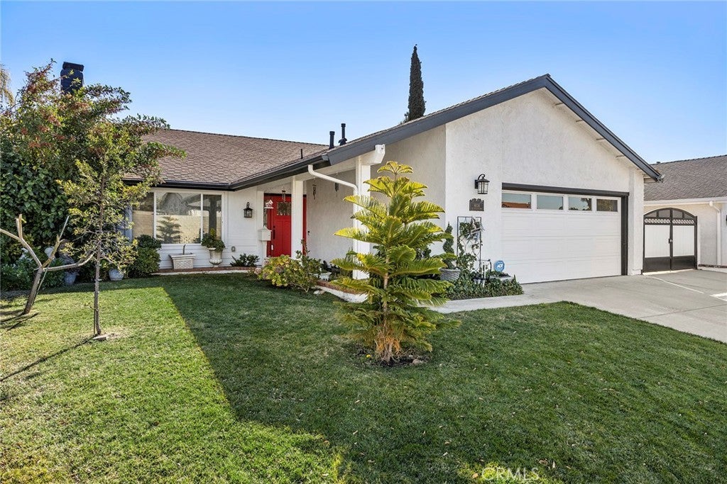 Photo of Listing #OC25015014