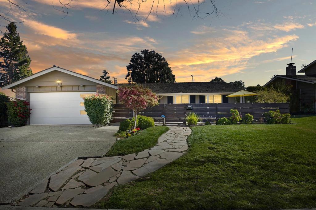 Photo of Listing #ML81993373