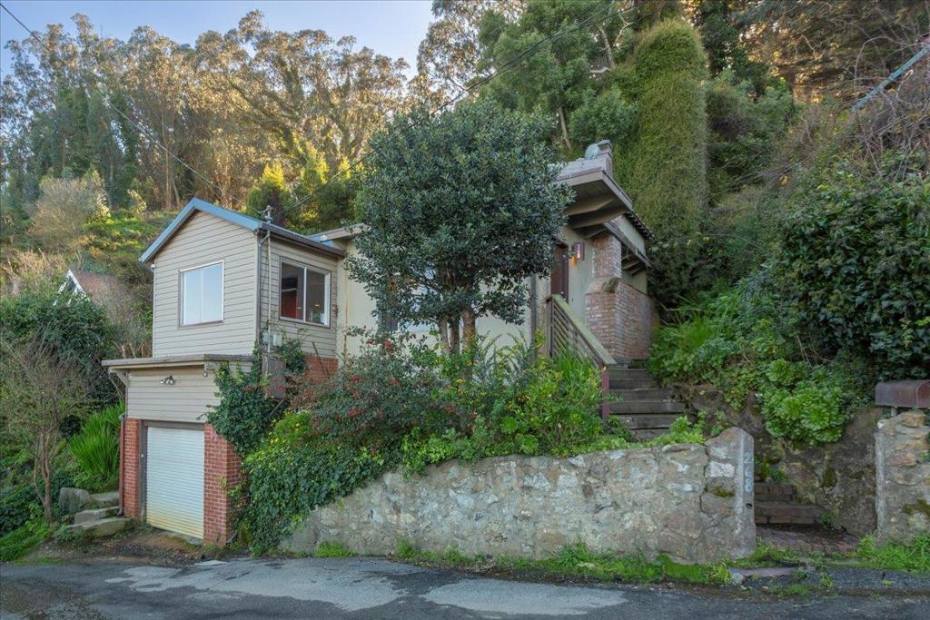 Photo of Listing #ML81994502