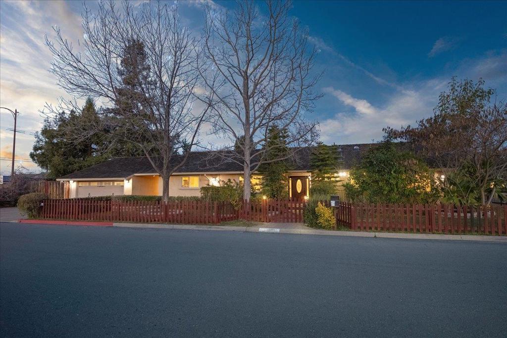 Photo of Listing #ML81995202