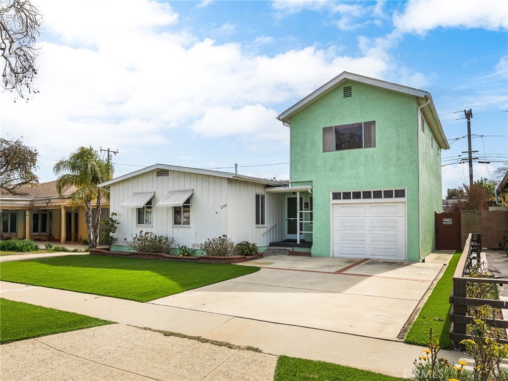 2726 W 146th Street