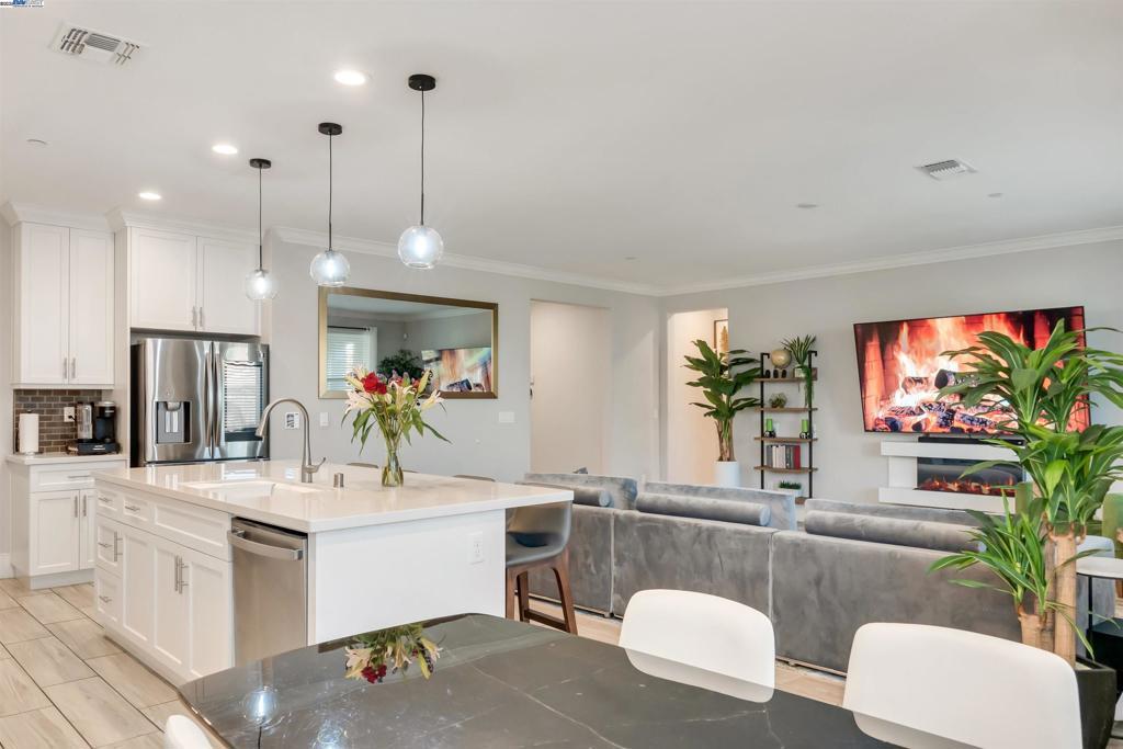 Photo of Listing #41086985