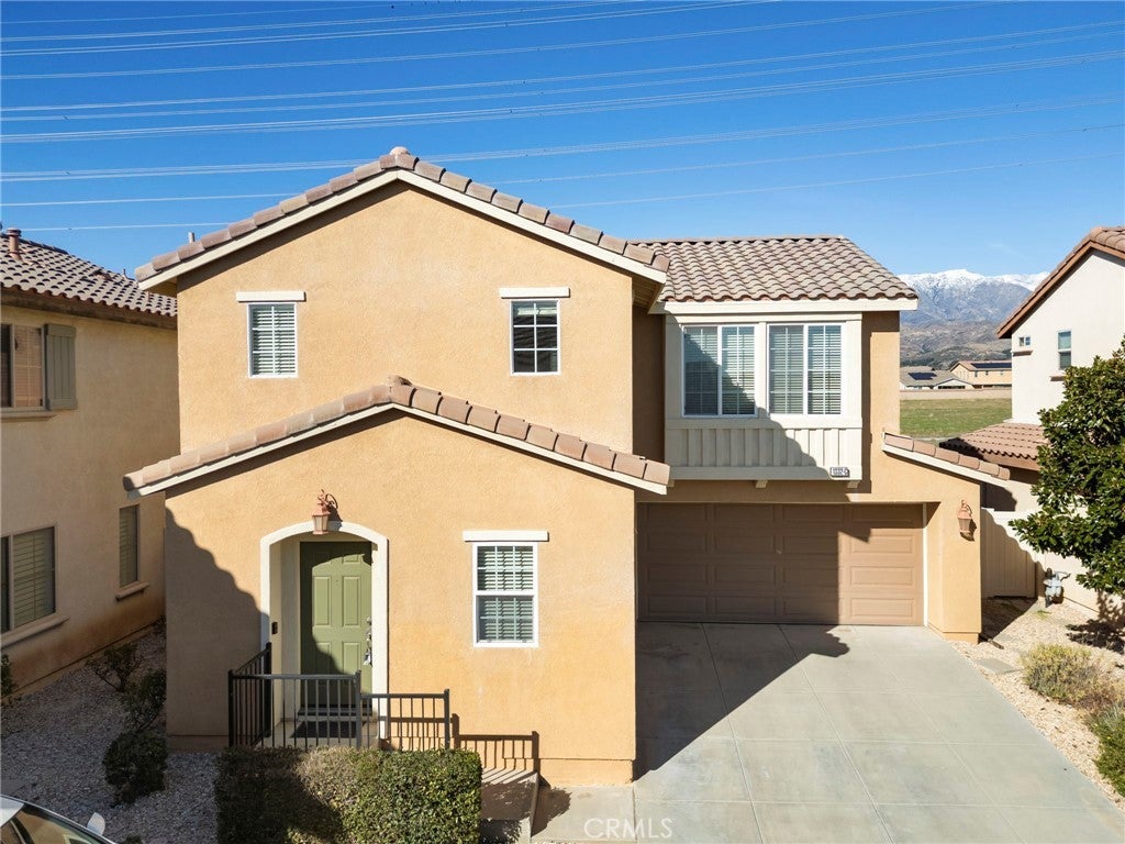 Photo of Listing #IV25040768