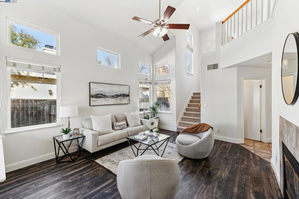 Photo of Listing #41087027