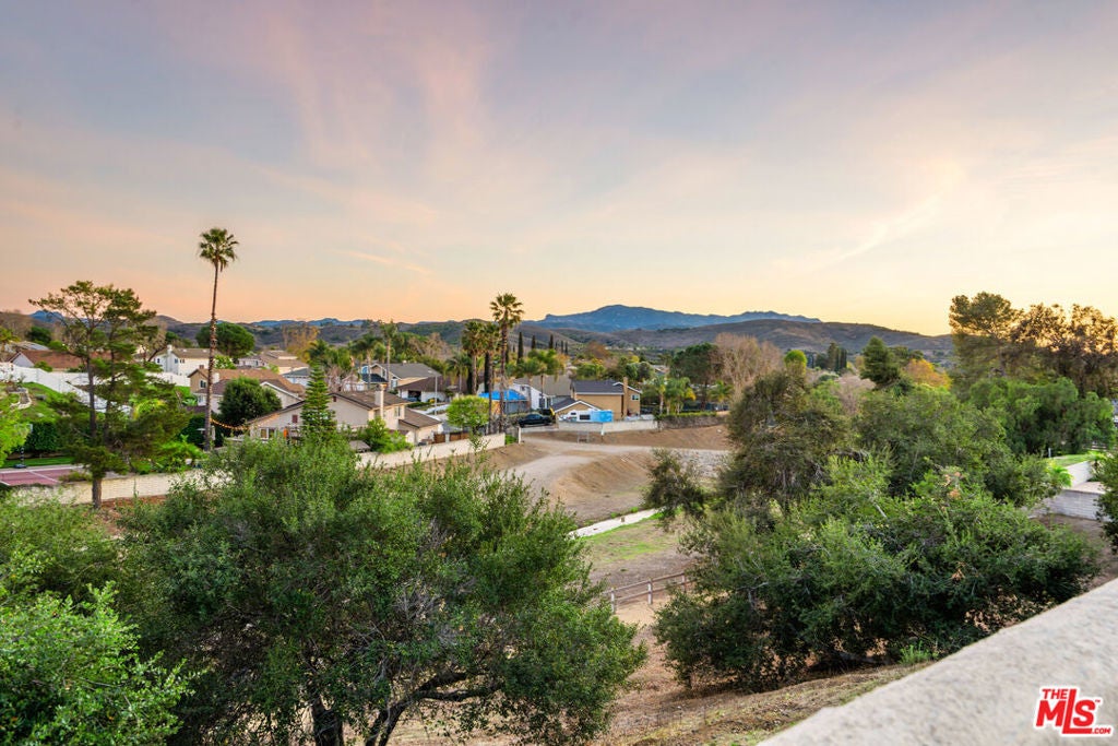 Photo of Listing #25498437