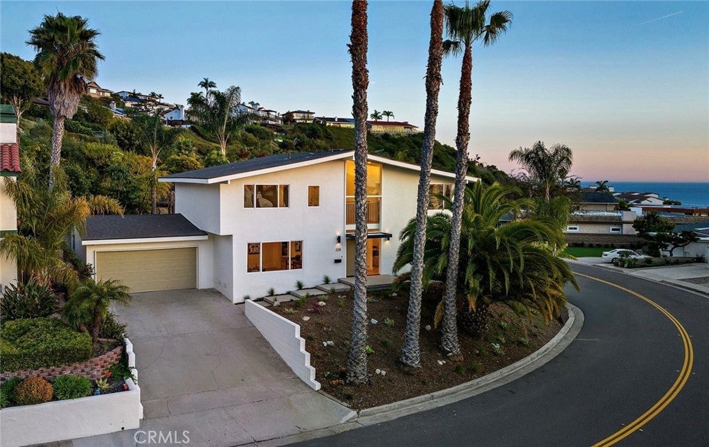 Photo of Listing #OC25035140