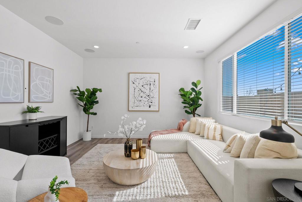 Photo of Listing #250019812SD