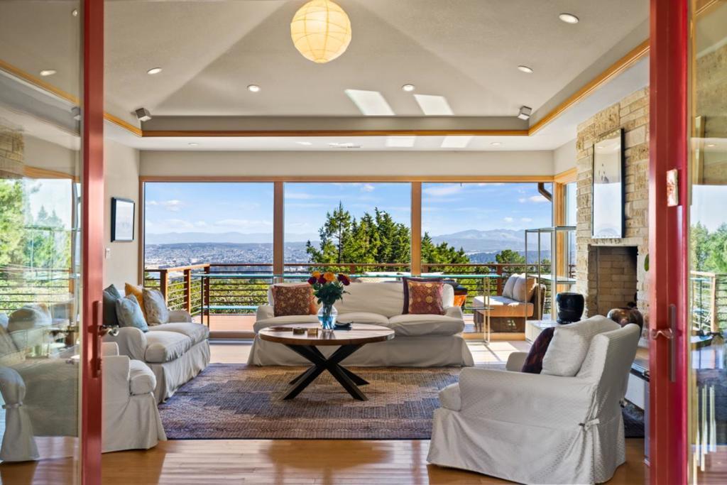 Photo of Listing #ML81995180