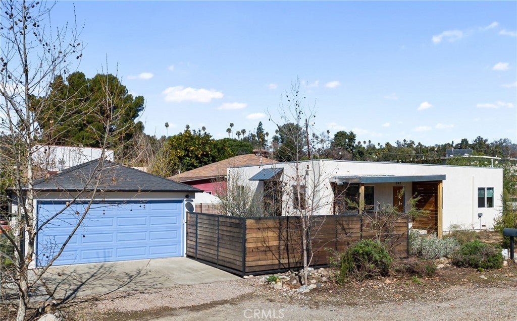 Photo of Listing #SR25041412