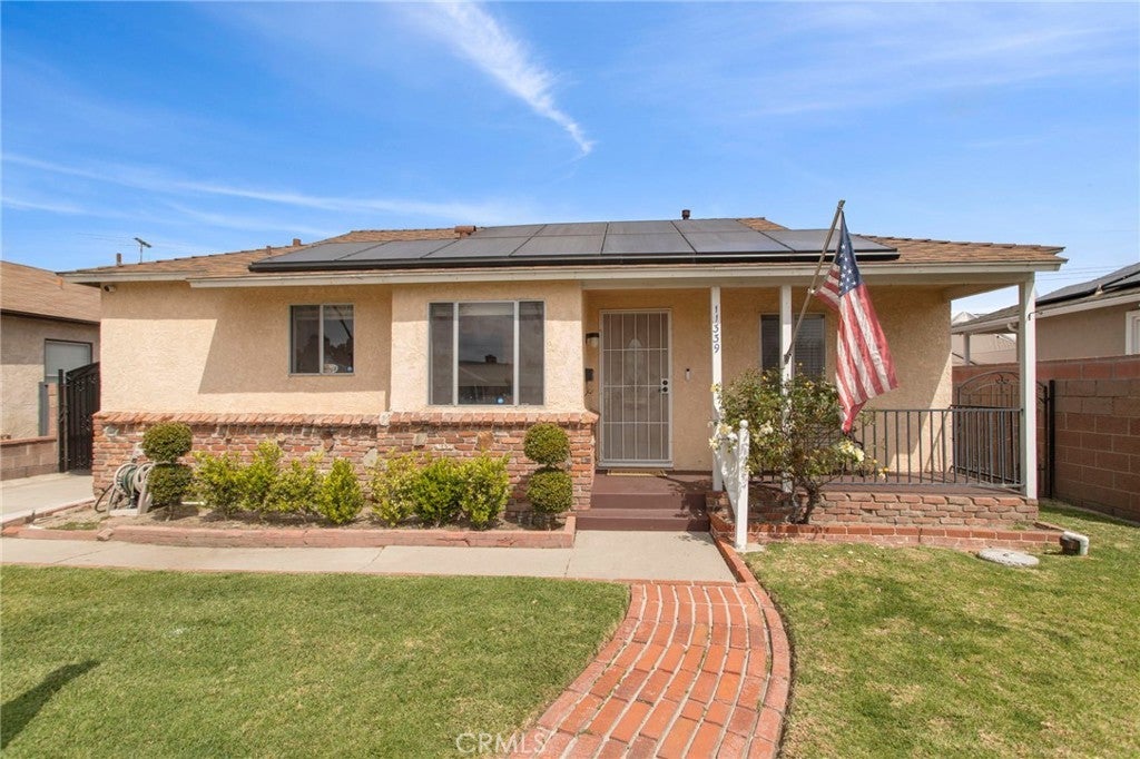 Photo of Listing #DW25038902