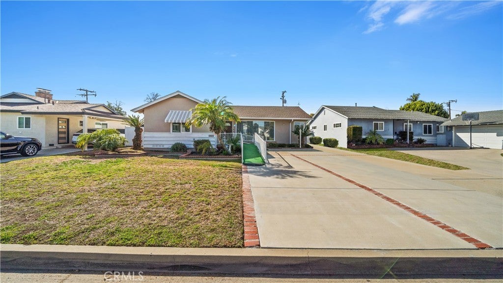 Photo of Listing #IN25036225