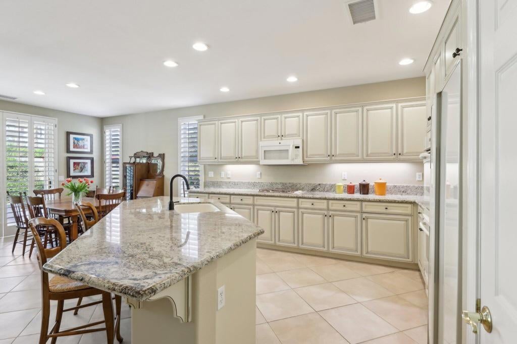 Photo of Listing #219125395DA