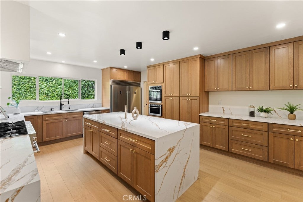 Photo of Listing #DW25041874