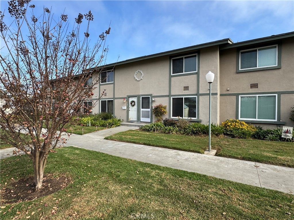 Photo of Listing #OC25039567