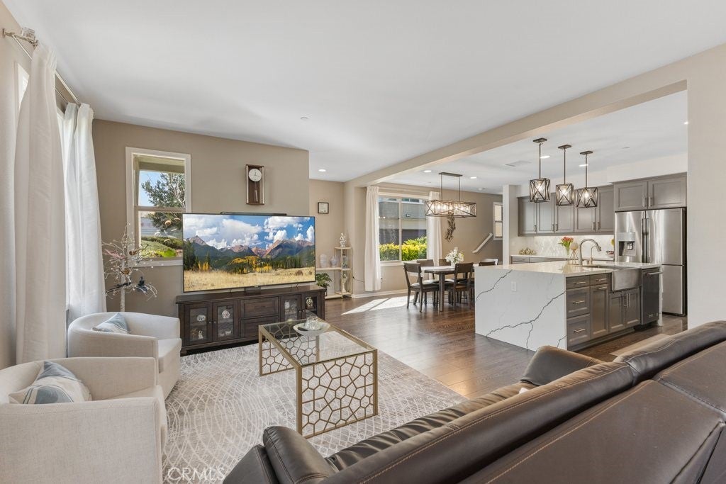 Photo of Listing #OC25040369