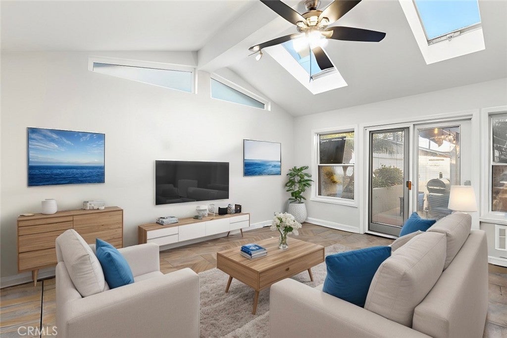 Photo of Listing #PW25041683