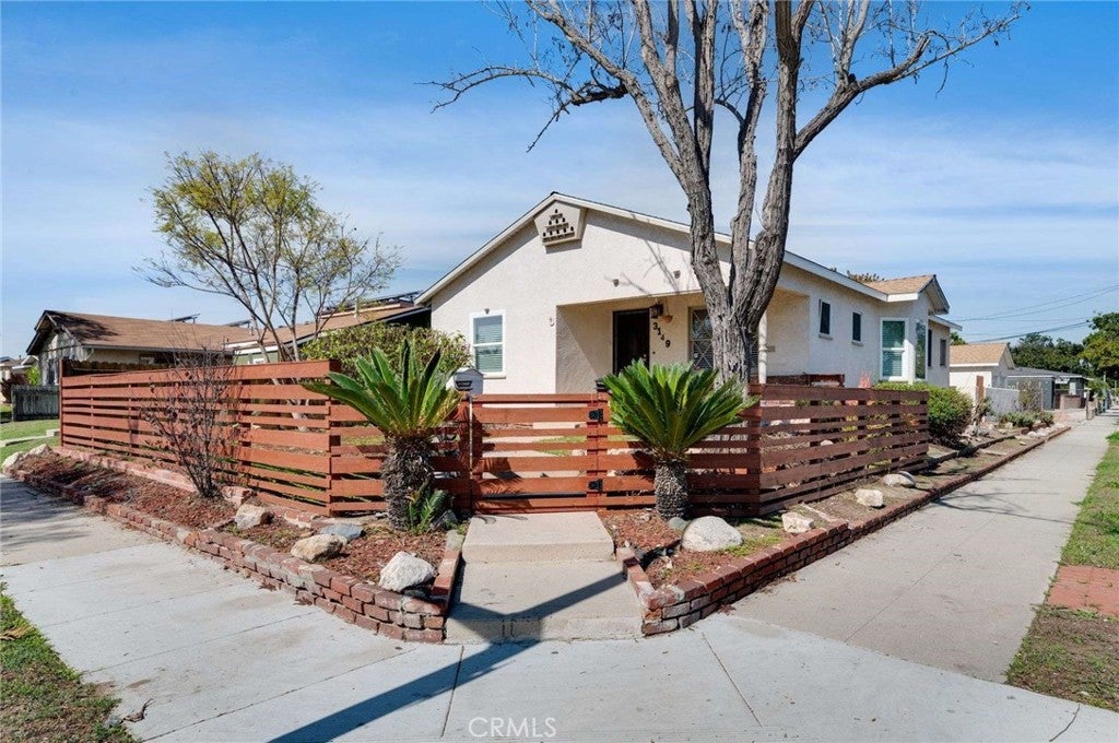 Photo of Listing #PW25041976