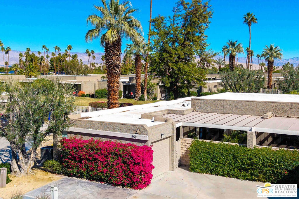 852 Calle De Flora Vista, Palm Springs