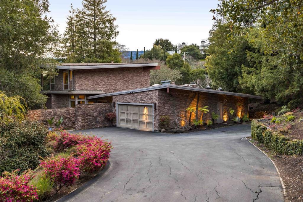 Photo of Listing #ML81995506