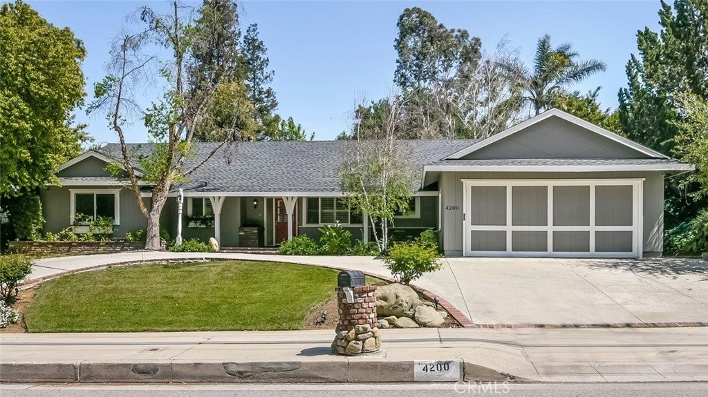 Photo of Listing #SR25042411