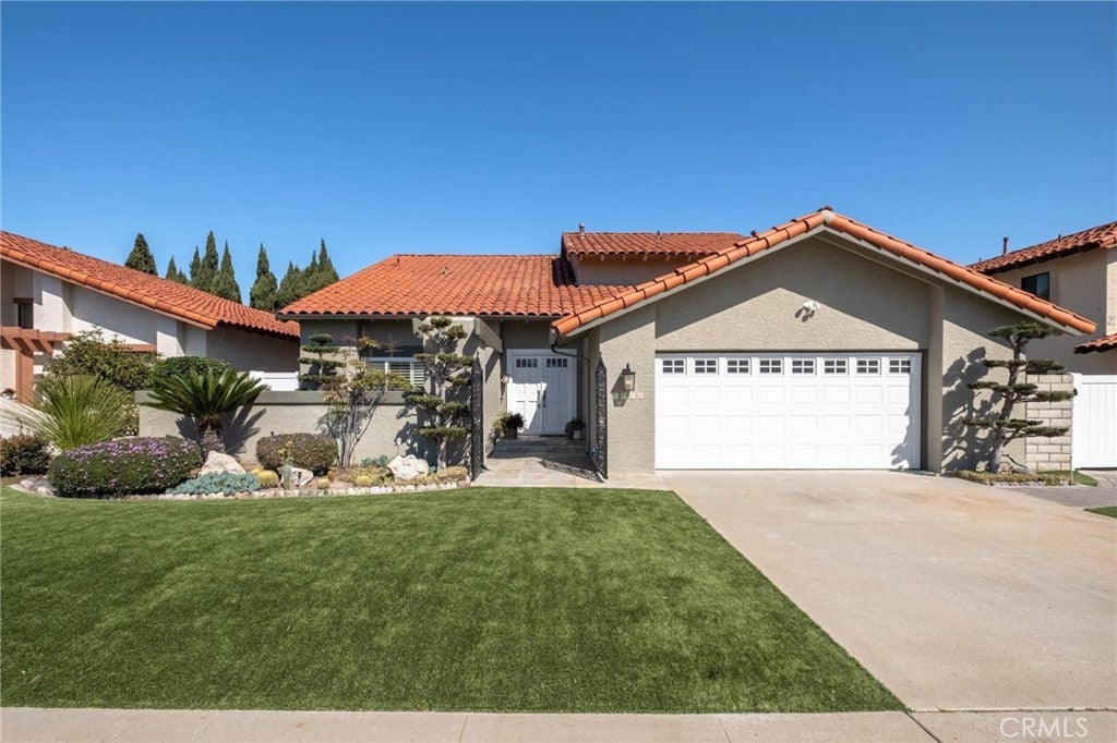 Photo of Listing #SB25038551