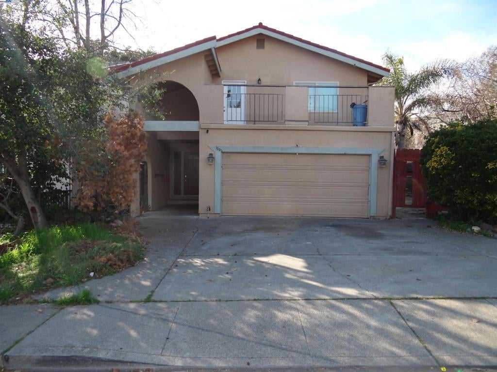 Photo of Listing #41087233